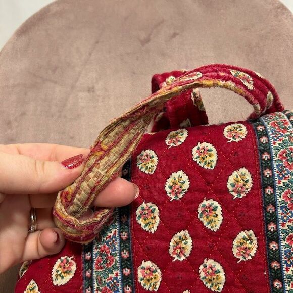 VTG Vera Bradley Drawstring Quilted Backpack Red Paisley Goji Berry Purse Small - Picture 9 of 13